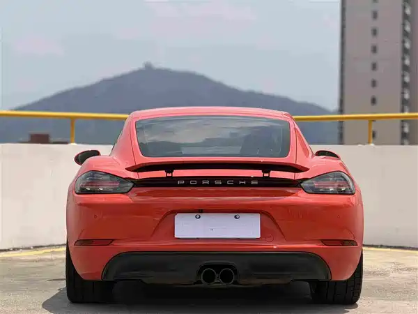 Porsche 718 2017