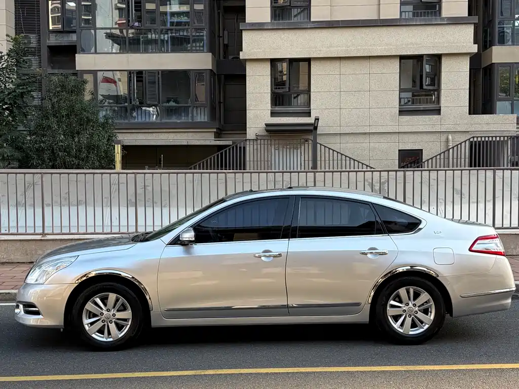 Nissan Teana 2013 — фото 6