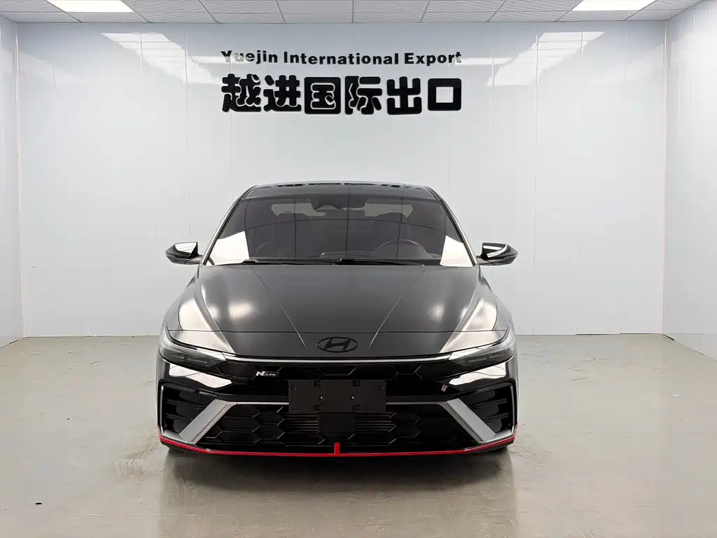 Hyundai Elantra 2023