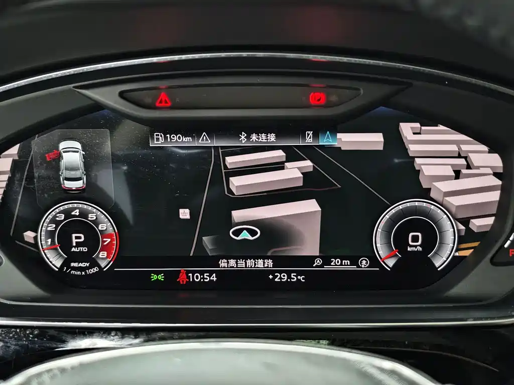 Audi A8 2021 — фото 22
