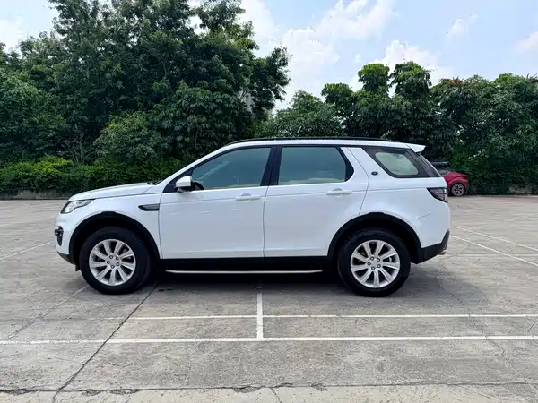Land Rover Discovery Sport 2017