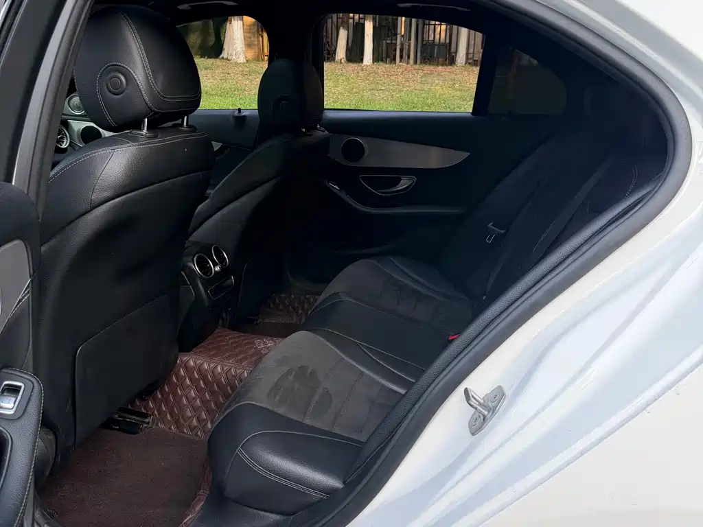 Mercedes-Benz C-Class 2019 — фото 12