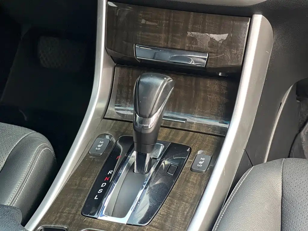 Honda Accord 2016 — фото 8