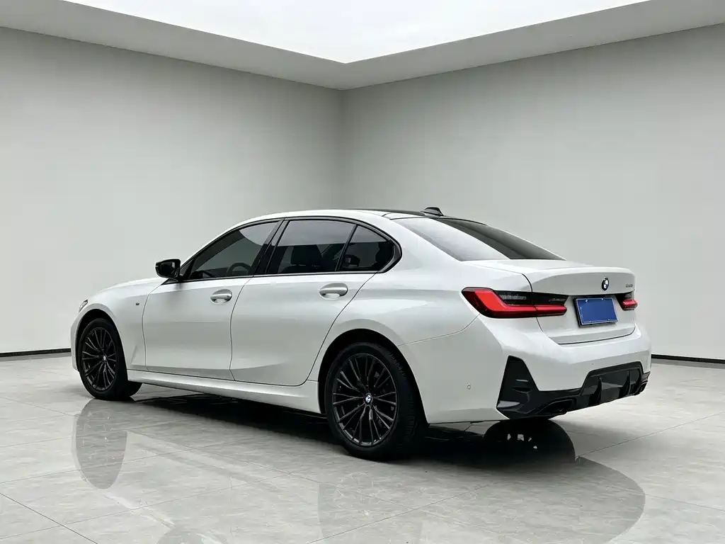 BMW 3 Series 2023