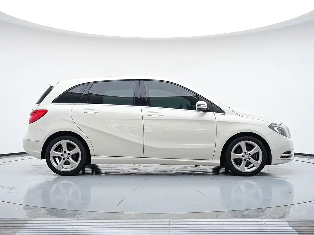 Mercedes-Benz B-Class 2014
