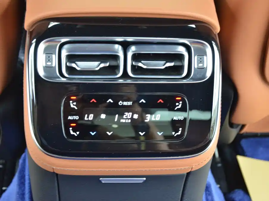 Mercedes-Benz S-Class 2025 — фото 10