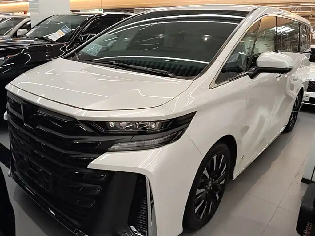 Toyota Vellfire 2023 — фото 2