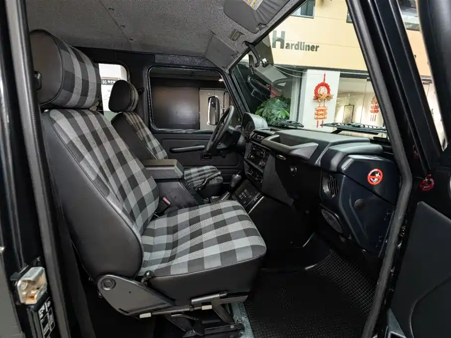 Mercedes-Benz G-Class 2012 — фото 14