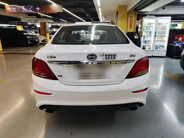 BYD Surui 2015
