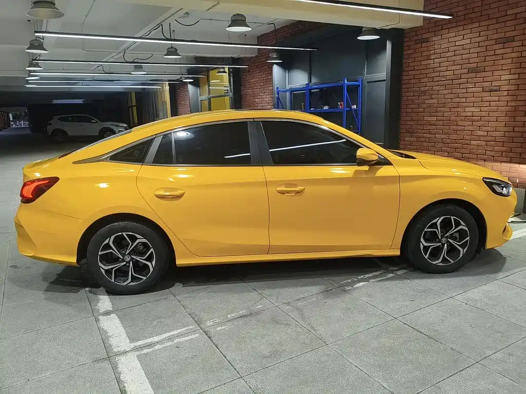 MG MG5 2022