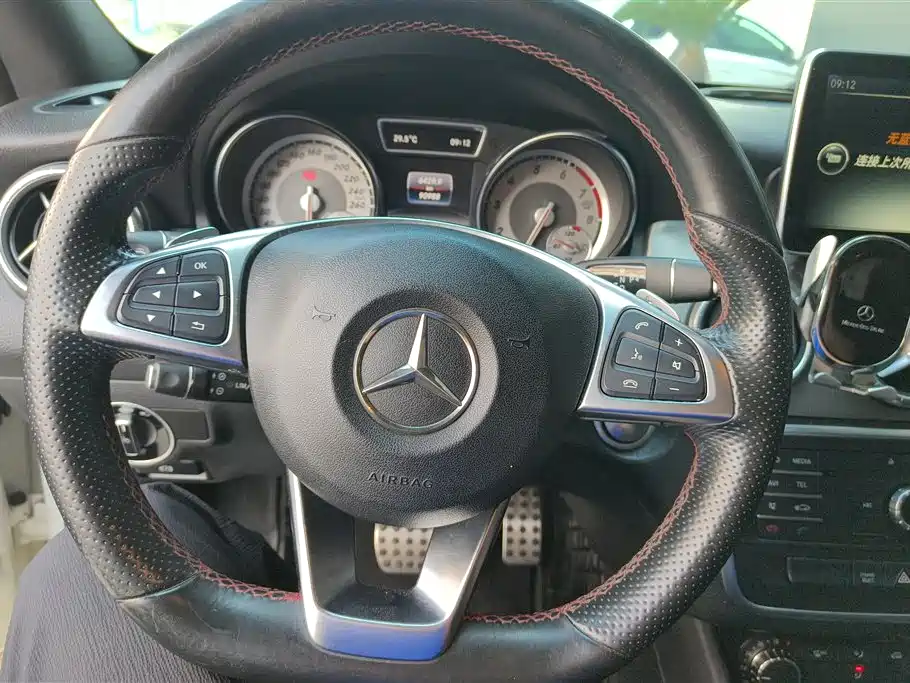 Mercedes-Benz CLA 2016 — фото 15