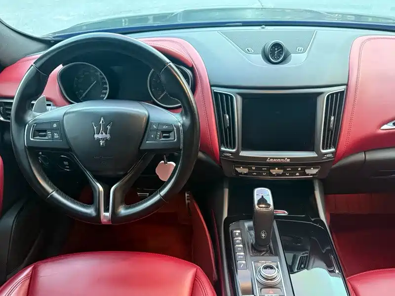 Maserati Levante 2020 — фото 6