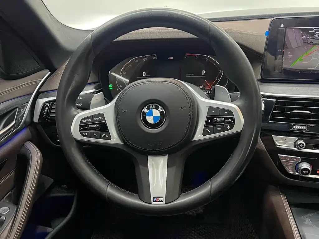 BMW 5 Series 2021 — фото 14