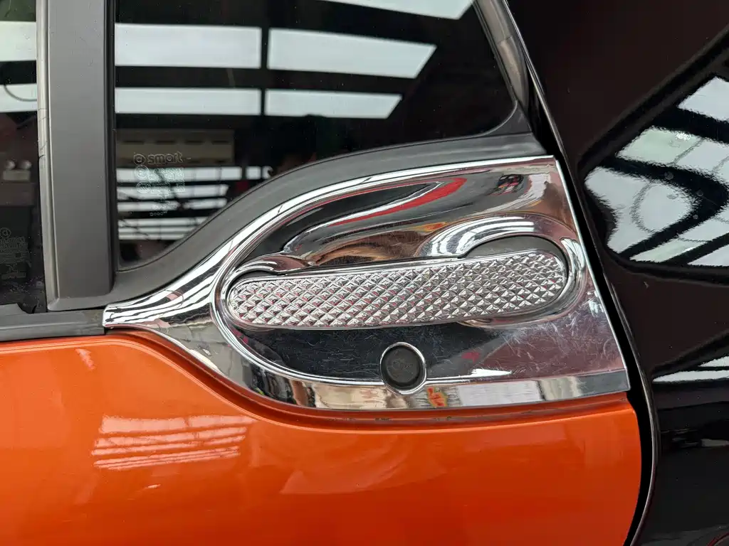 smart fortwo 2017 — фото 13
