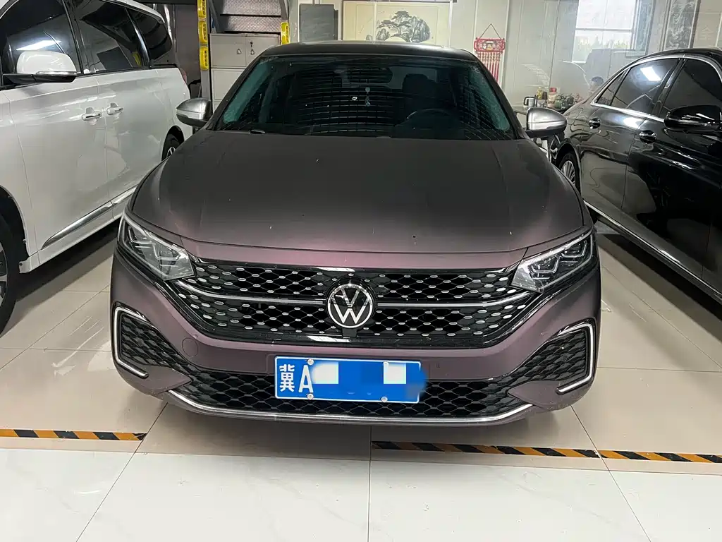 Volkswagen Passat 2022
