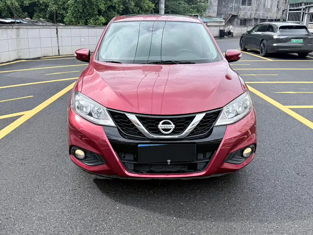 Nissan Tiida 2017
