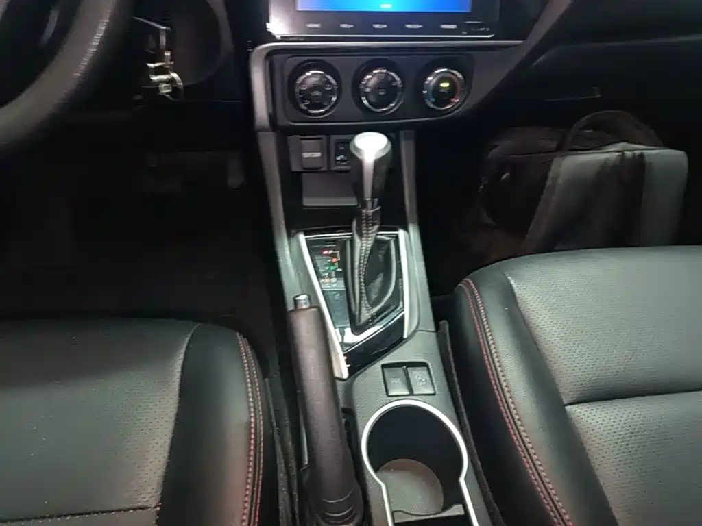 Toyota Levin 2018 — фото 14
