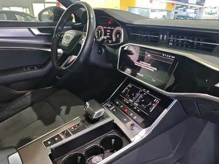 Audi A6L New Energy 2022 — фото 15