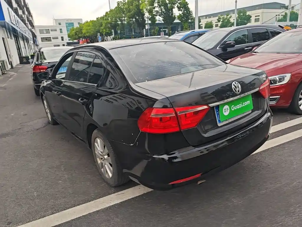 Volkswagen Lavida 2015