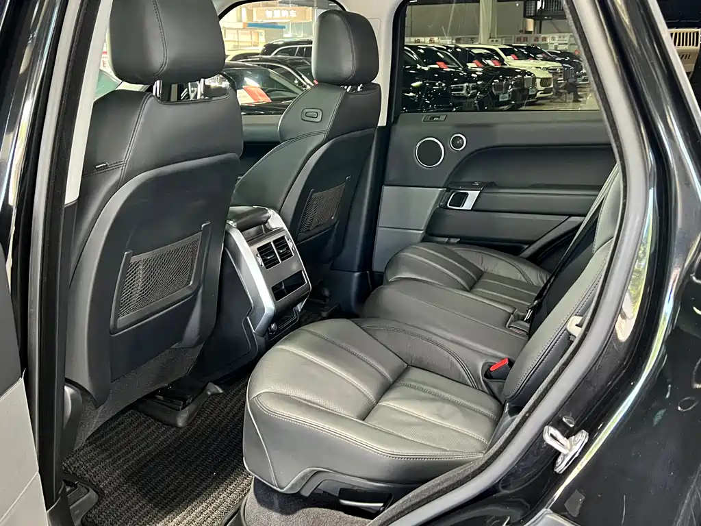 Land Rover Sport 2017 — фото 20