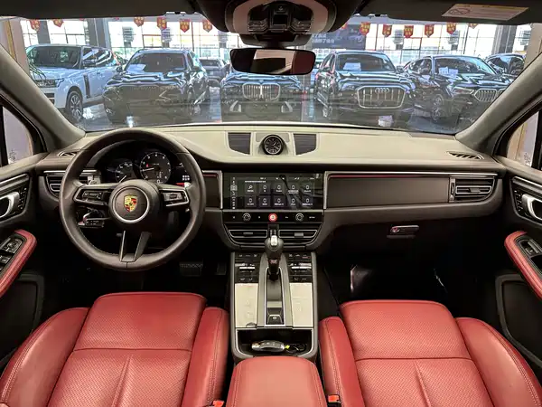 Porsche Macan 2023