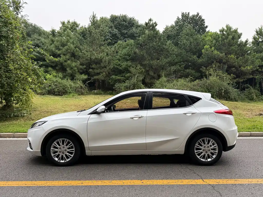 Changan Eado XT 2015