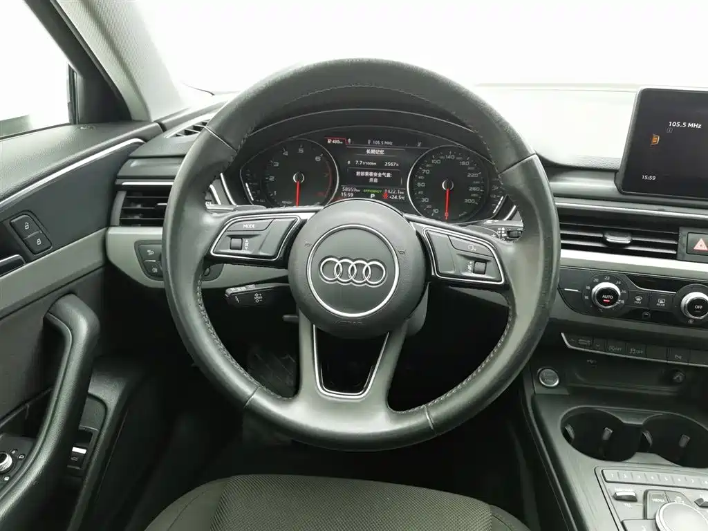 Audi A4L 2019 — фото 11