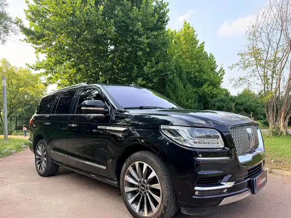 Lincoln Navigator 2019