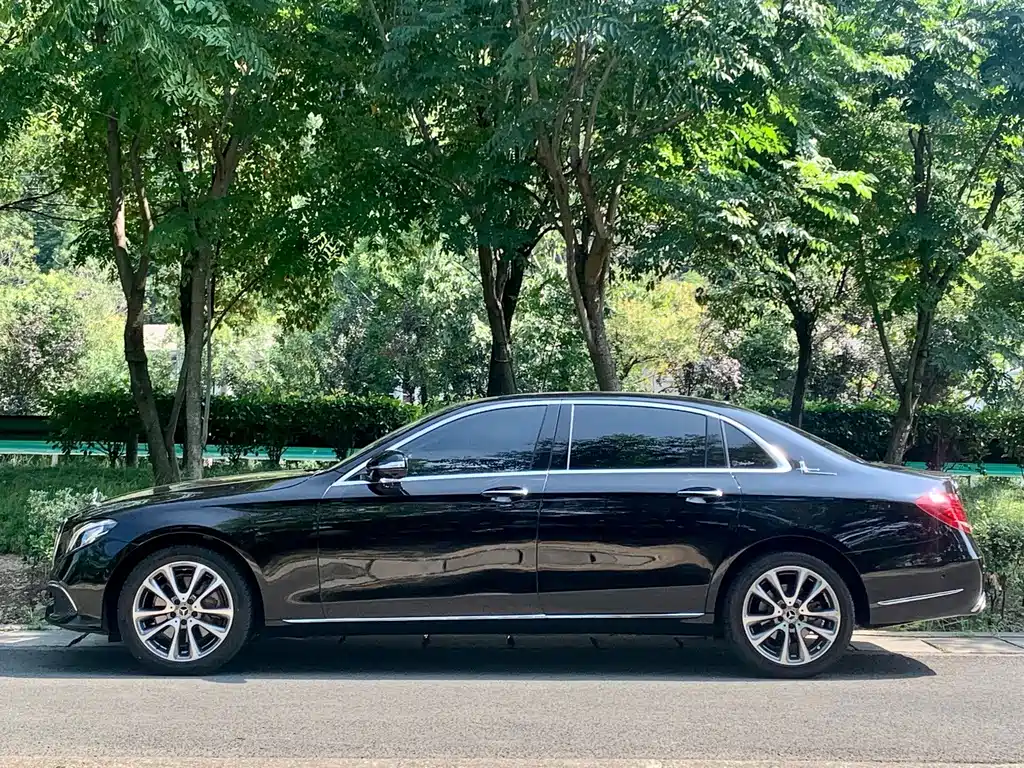 Mercedes-Benz E-Class 2018
