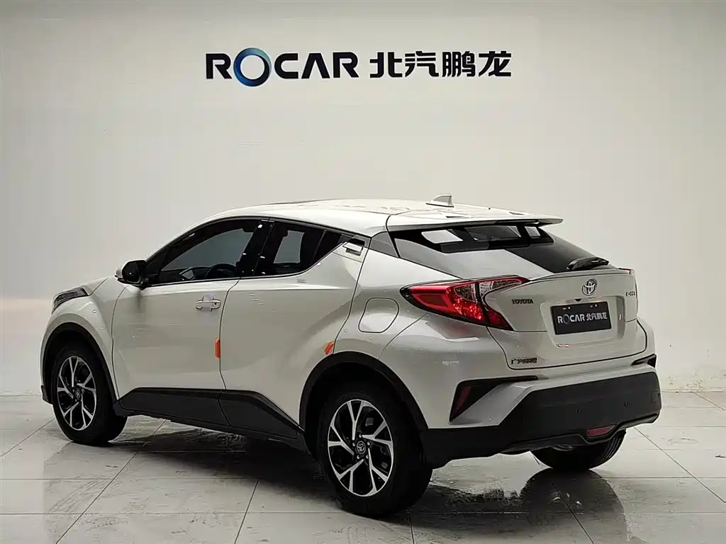 Toyota C-HR 2021 — фото 17