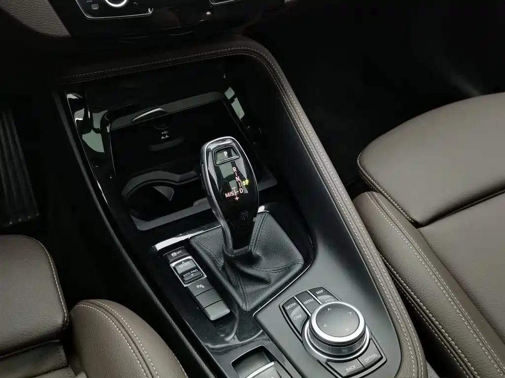 BMW X1 2021 — фото 13