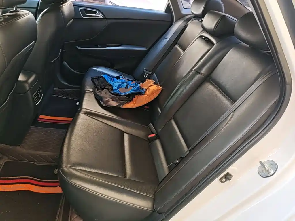 Hyundai Mistra 2015 — фото 17