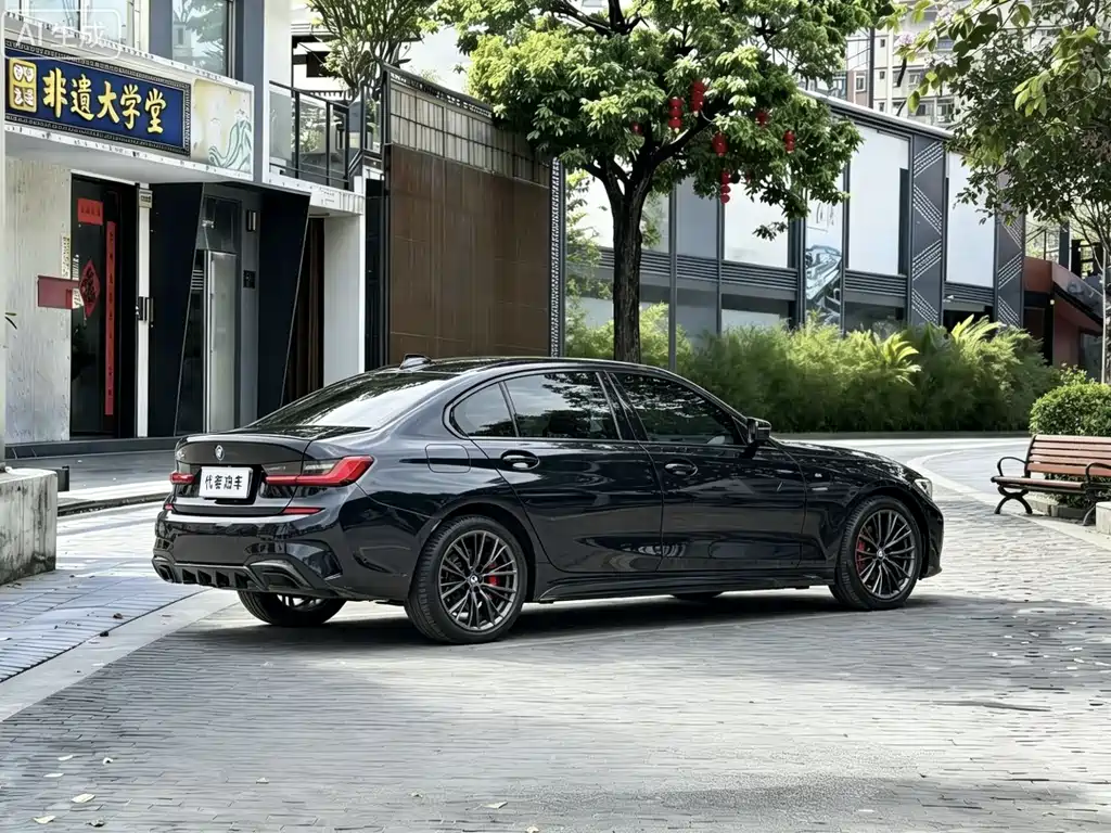 BMW 3 Series 2021