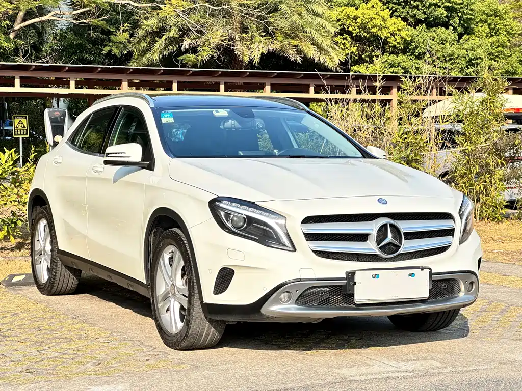 Mercedes-Benz GLA 2015 — фото 3