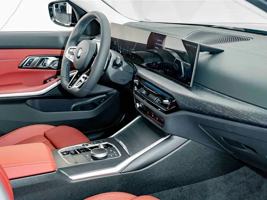 BMW 3 Series 2025 — фото 17