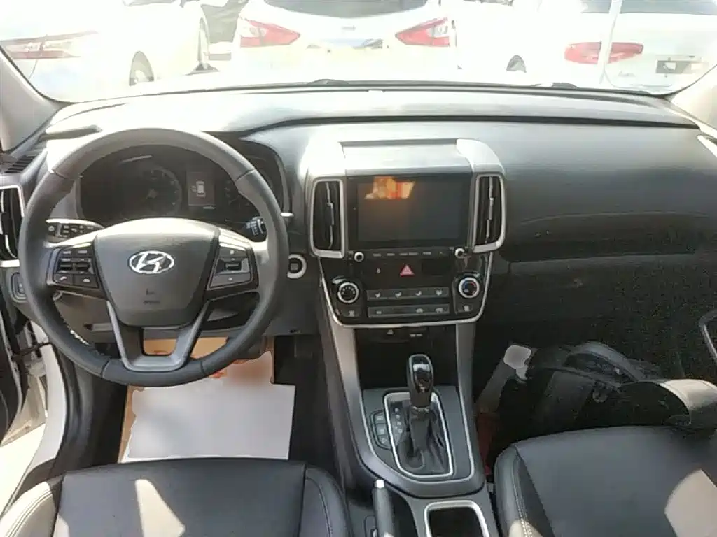 Hyundai ix35 2019 — фото 10