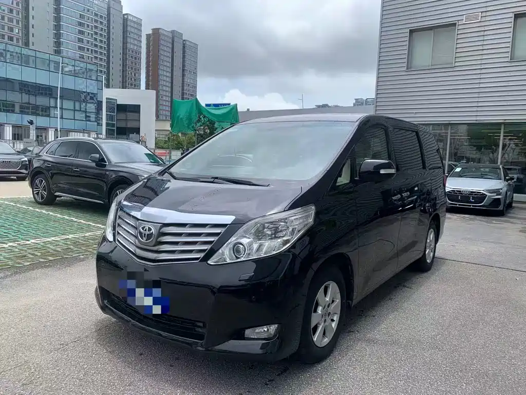 Toyota Alphard 2011 — фото 1