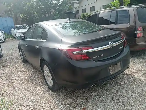Buick Regal 2016
