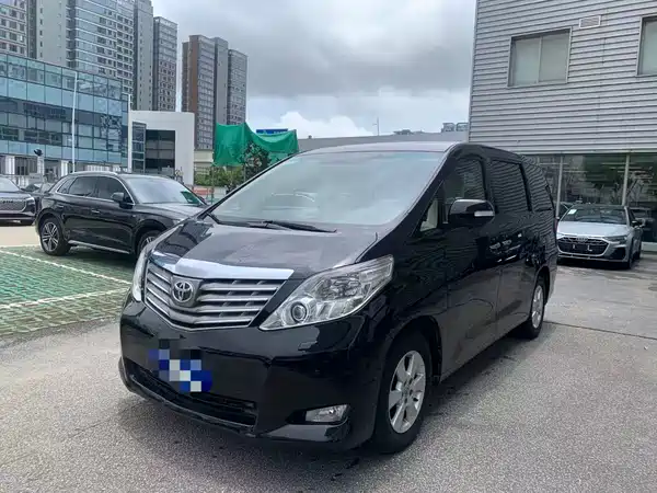 Toyota Alphard 2011