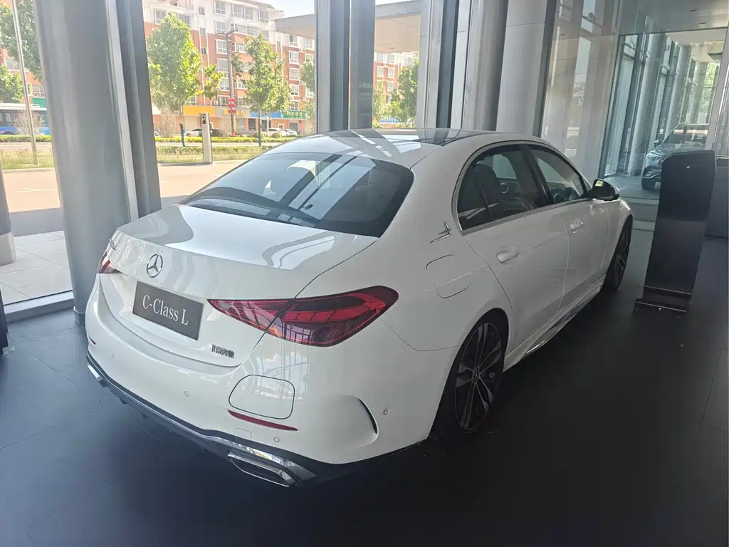 Mercedes-Benz C-Class New Energy 2024 — фото 2