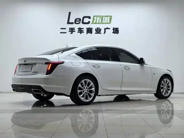 Cadillac CT5 2022
