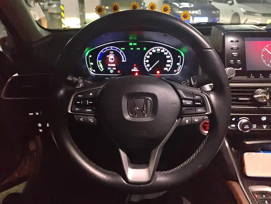 Honda Inspire 2019 — фото 15