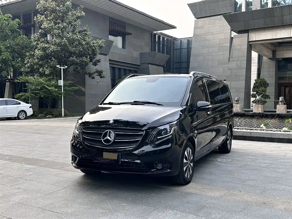 Mercedes-Benz Vito 2021 — фото 1