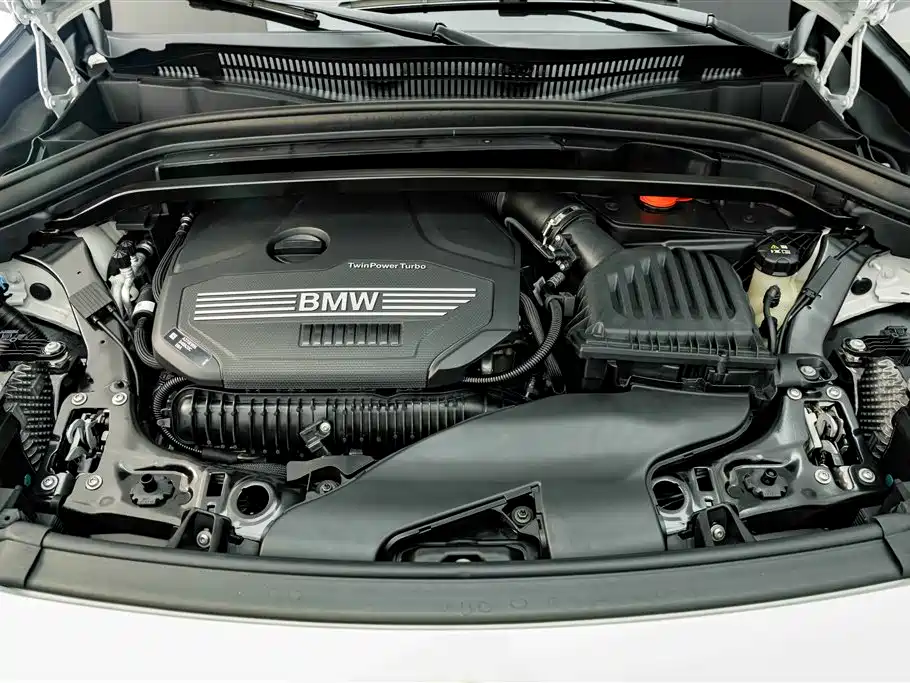 BMW X2 2023 — фото 24