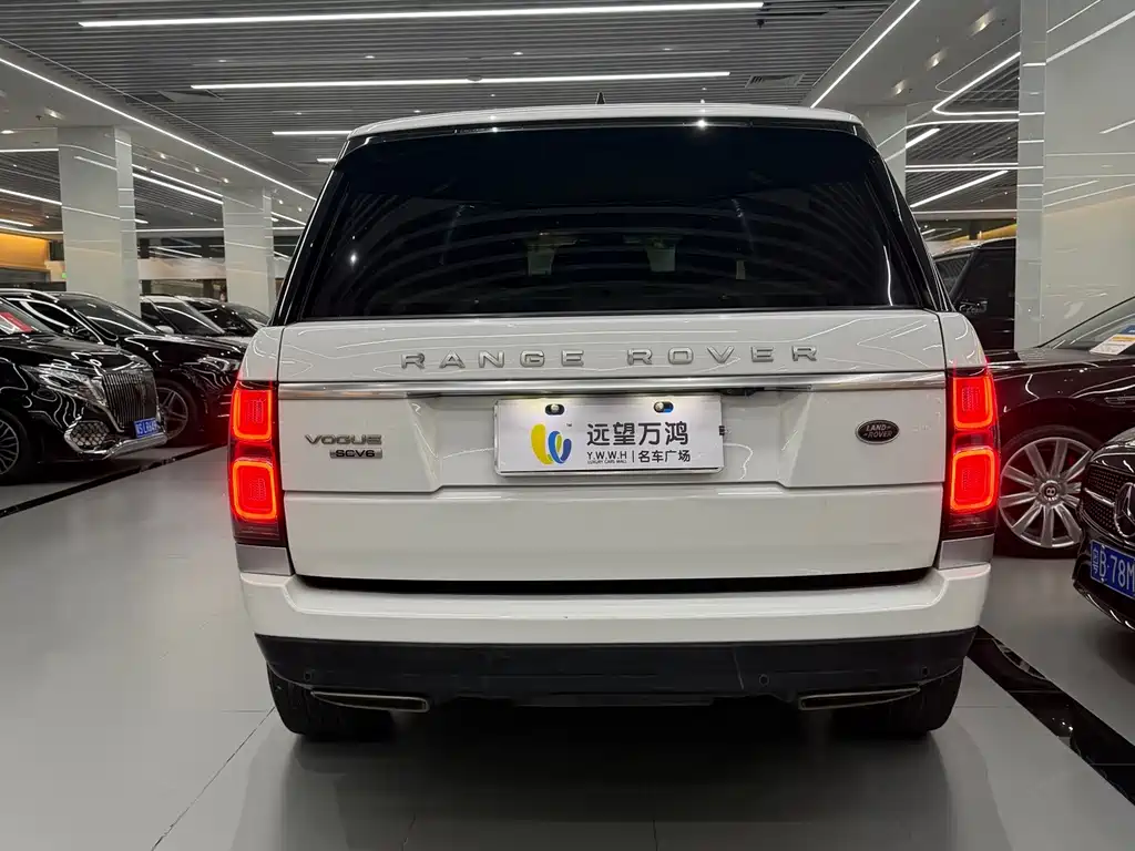 Land Rover Range Rover 2020 — фото 14
