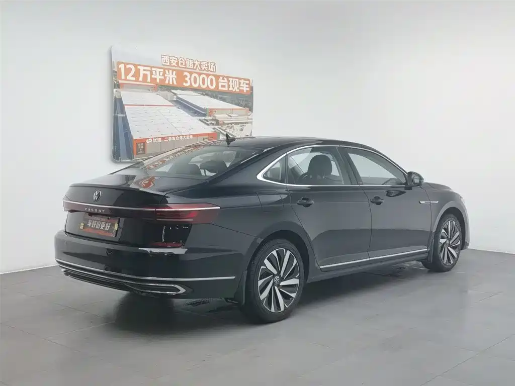 Volkswagen Passat 2022 — фото 2