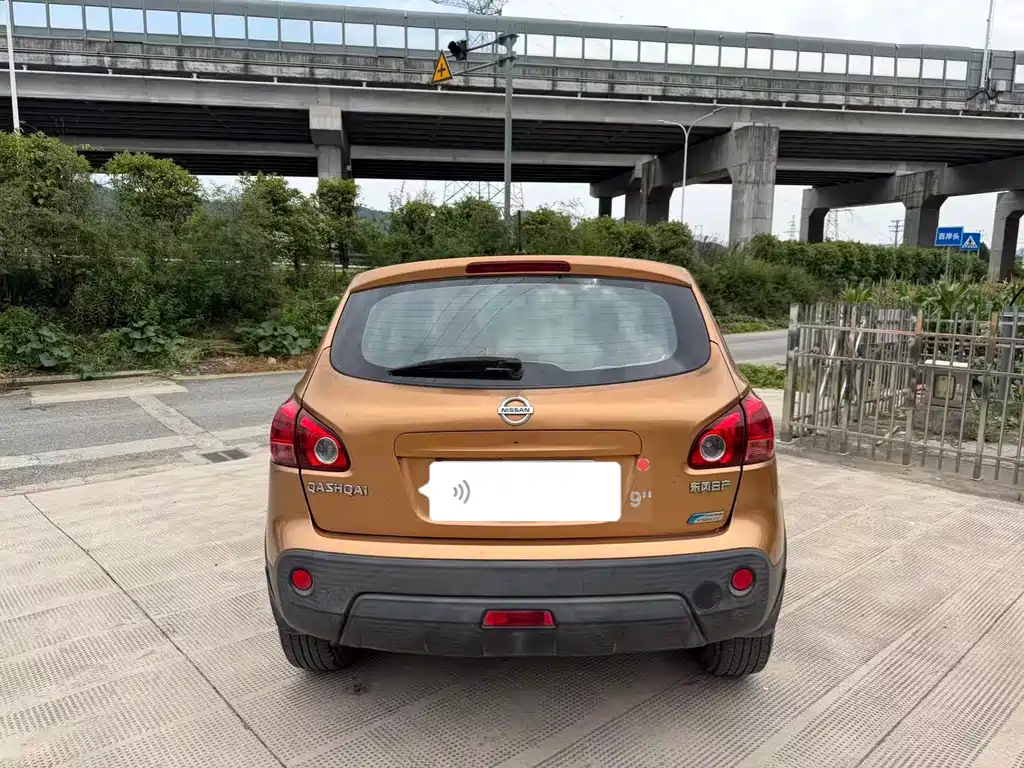 Nissan Qashqai 2015 — фото 8