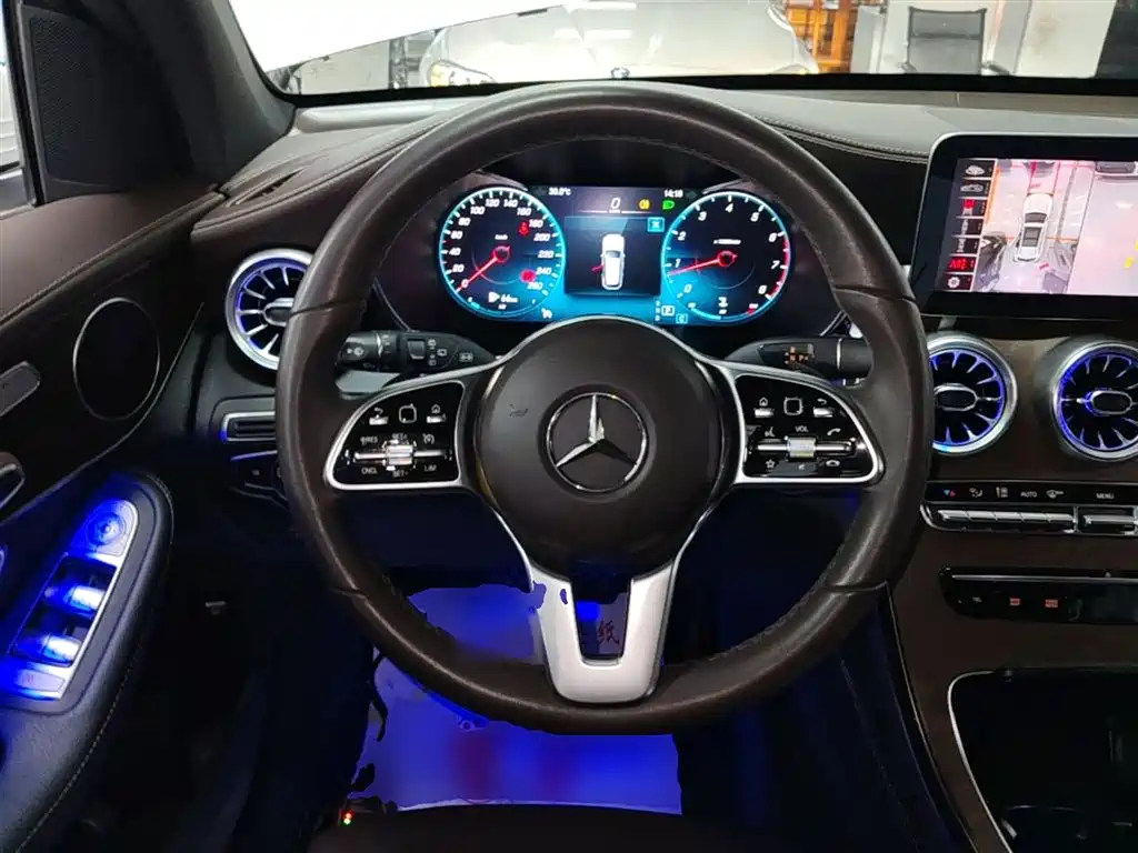 Mercedes-Benz GLC 2020 — фото 11