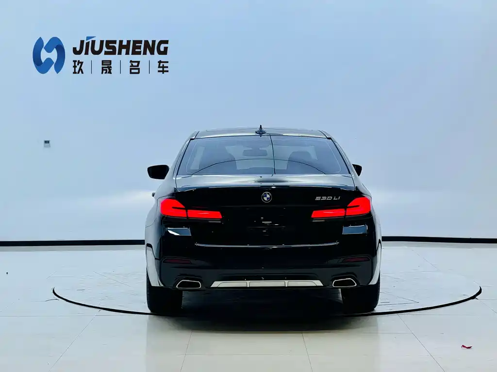 BMW 5 Series 2023