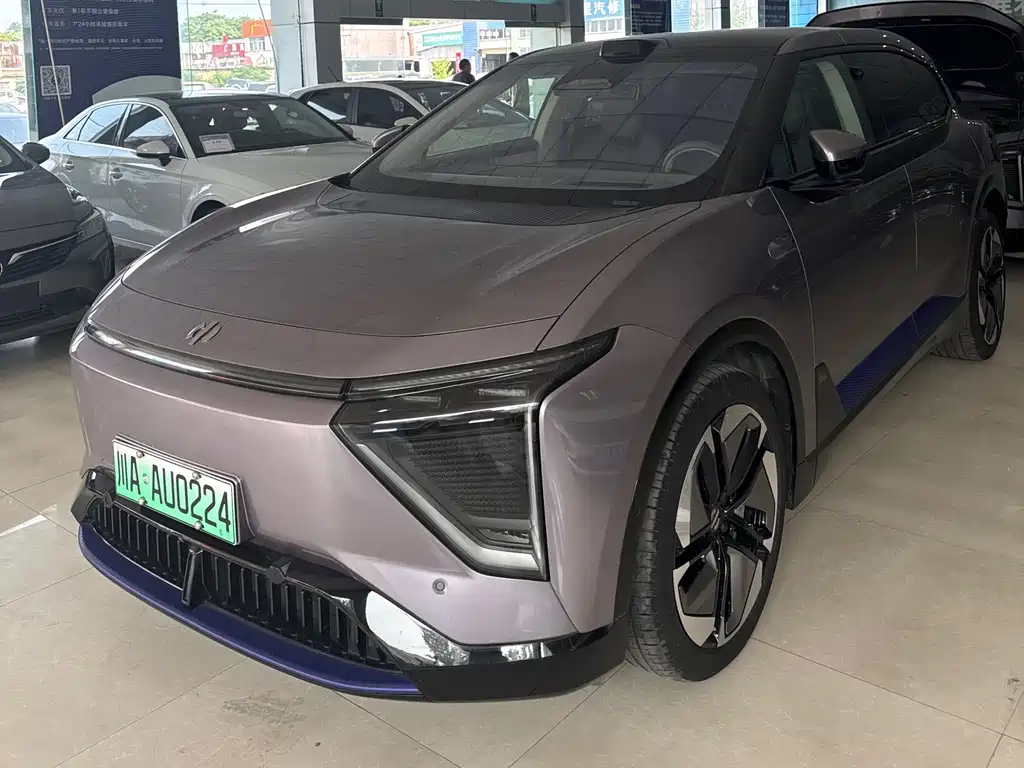 HiPhi Y 2023